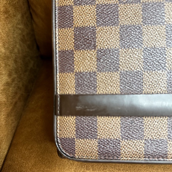 Louis Vuitton Damier Ebene Tribeca - Picture 15 of 15